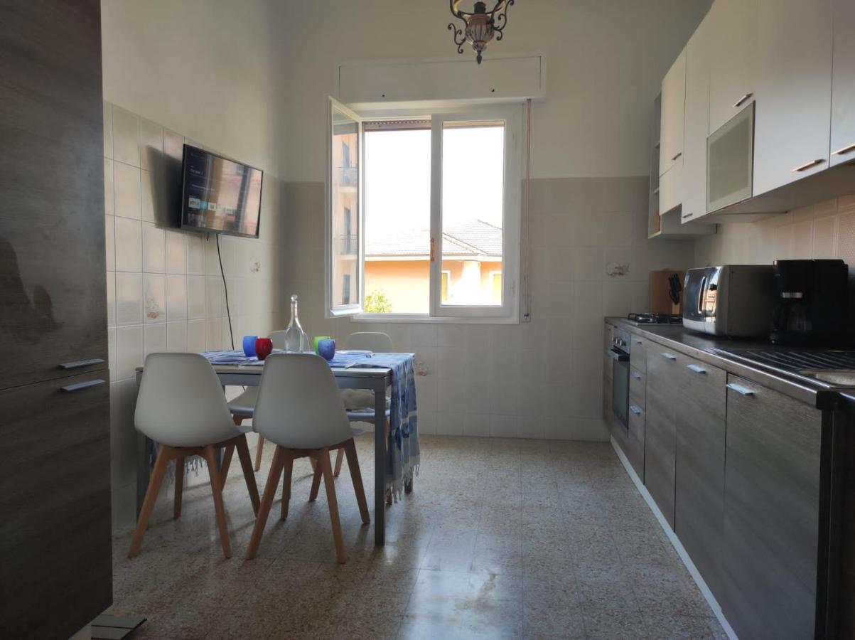 Appartamento Vicino Al Mare Con Parcheggio Riva Ligure Dış mekan fotoğraf
